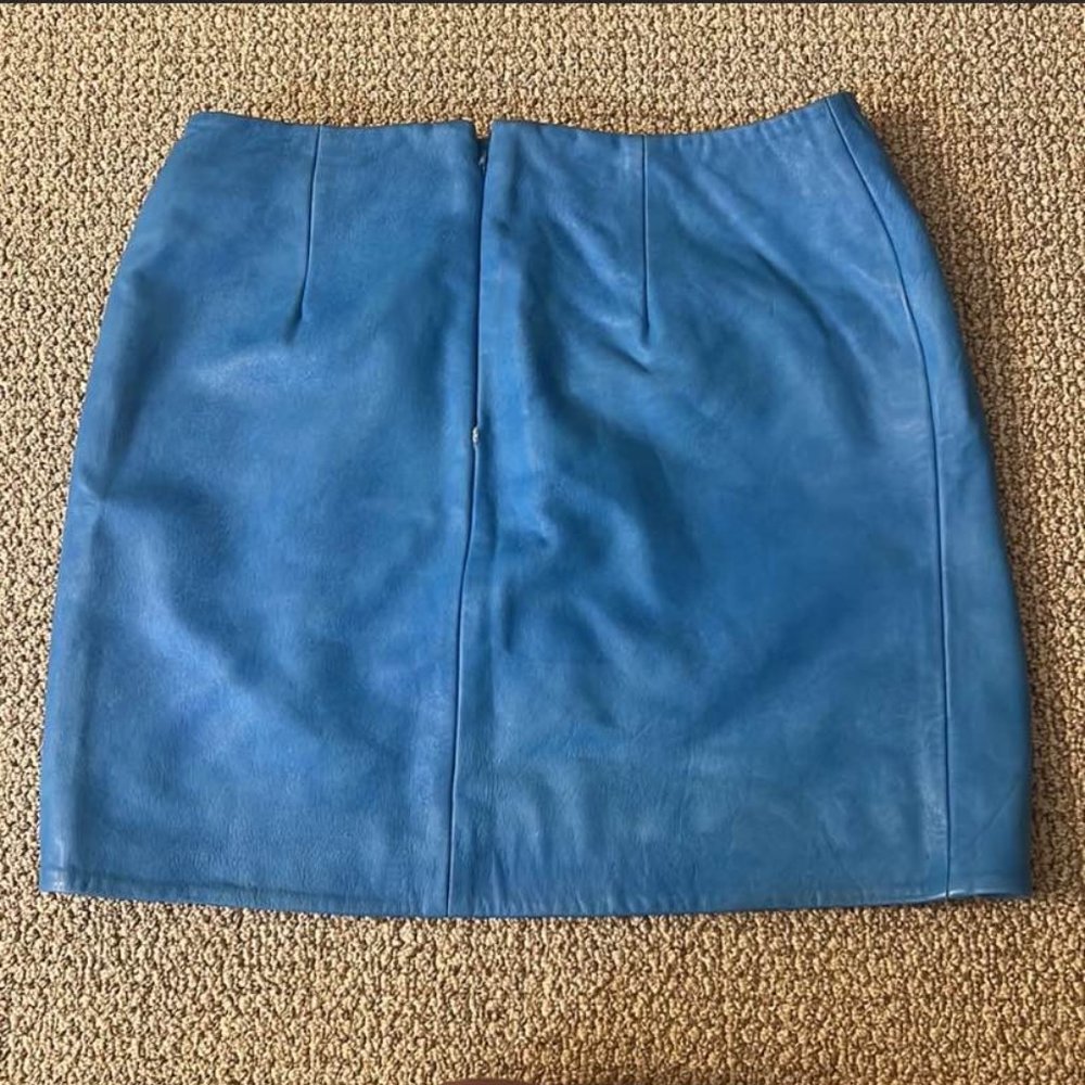 Lamarque x revolve Arica leather Skirt in blue denim color - Picture 5 of 6